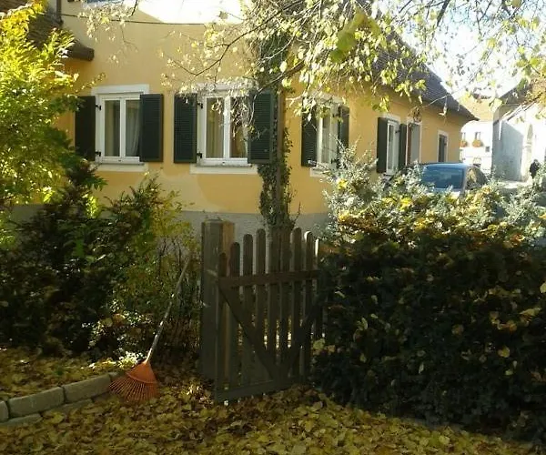 Pernerhaus Semesterbostad *